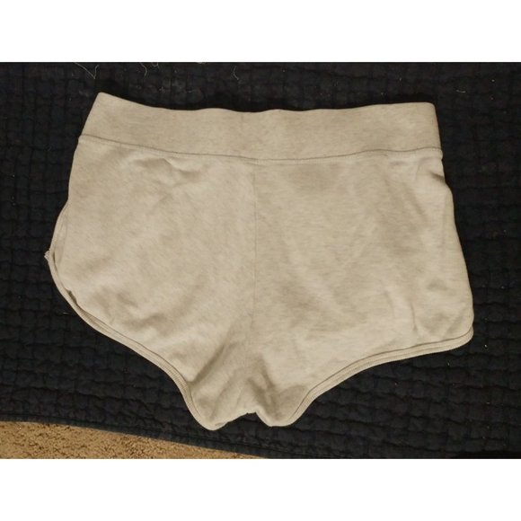 VS Victoria Secret Pocketed Sweat Shorts. W/ Perforated Hip Small Petite - Picture 5 of 5